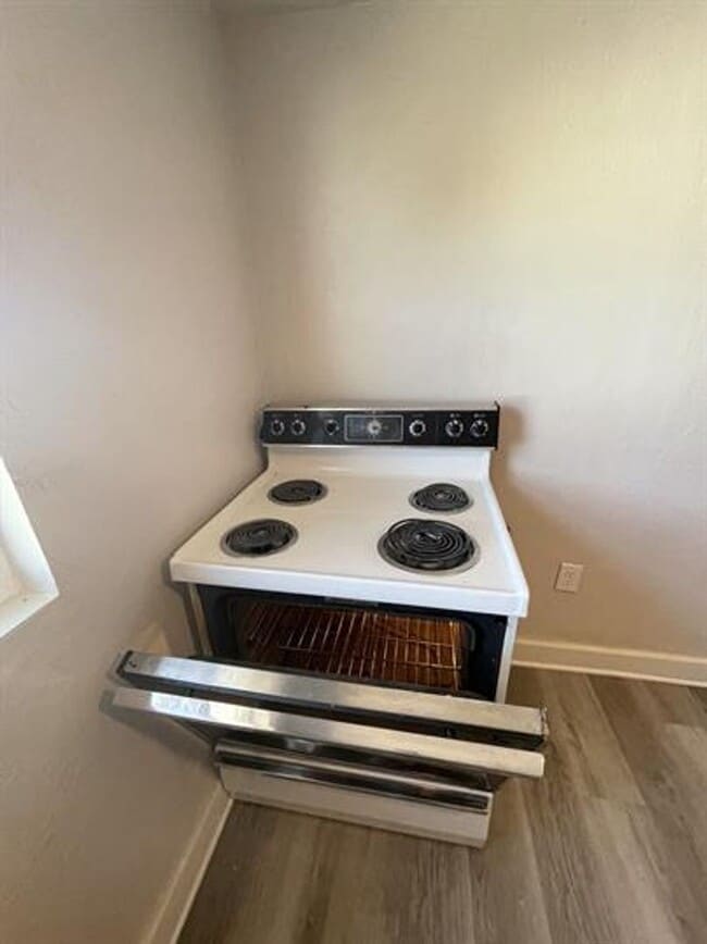 Photo - 4517 S Shields Blvd