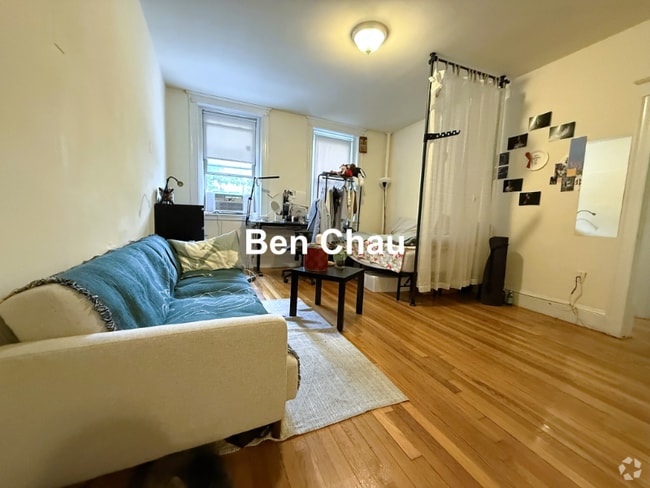 Building Photo - 1622 Massachusetts Ave Rental
