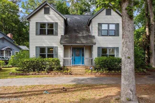 Photo - 105 Antler Rd House