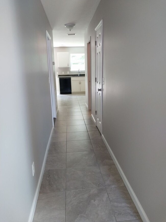 Photo - Gorgeous 3 Bedroom 2 Bath Townhome