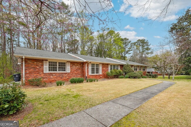 Photo - 5140 Lakewood Dr