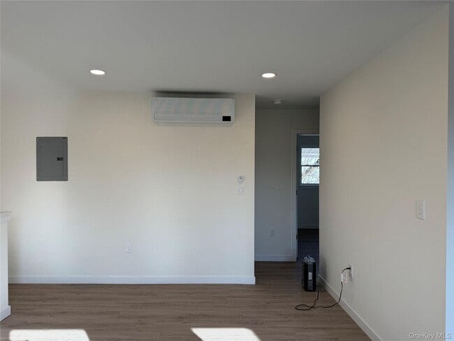 Photo - 5 Colonial Dr Unit 6