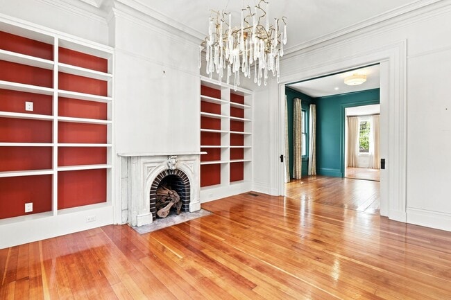 Photo - 2570 Folsom St