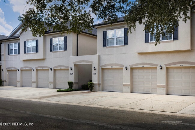Photo - 12301 Kernan Forest Blvd Unidad 207
