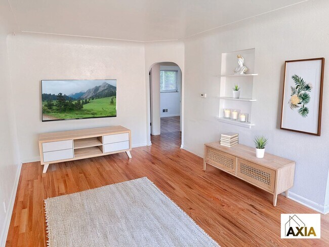 Building Photo - Corona St. Unit 2479