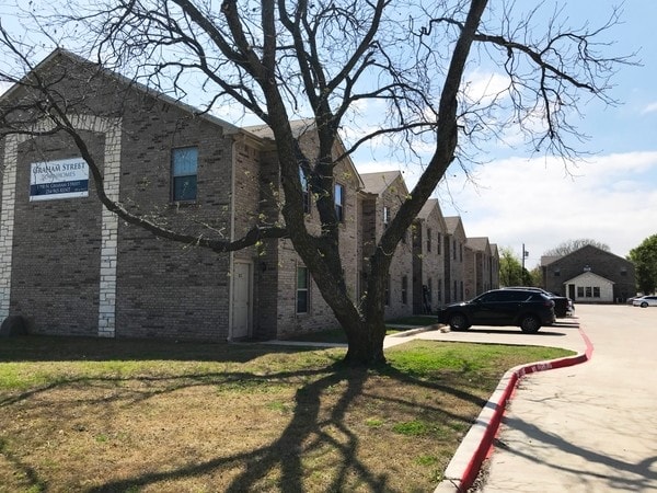 Graham Street Townhomes - Graham Street Townhomes