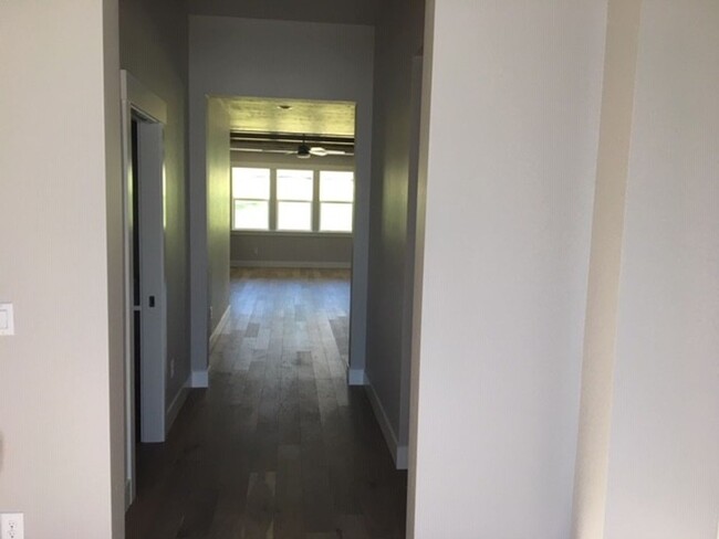 Coming Soon! Newer Custom built home with ... - Coming Soon! Newer Custom built home with ...