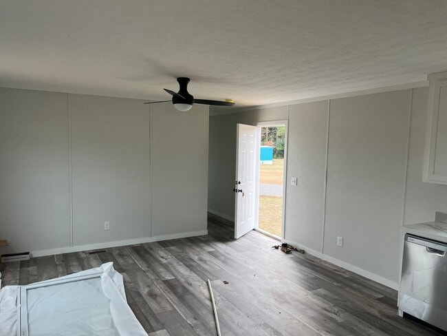 Photo - 16800 Jessica Rd