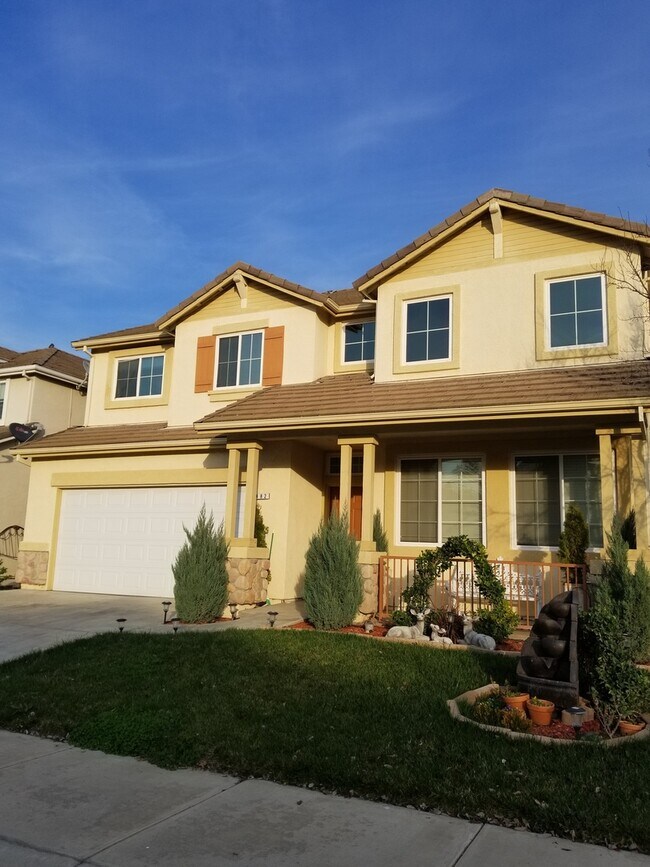 Photo - Do not disturb the tenants, You must apply...