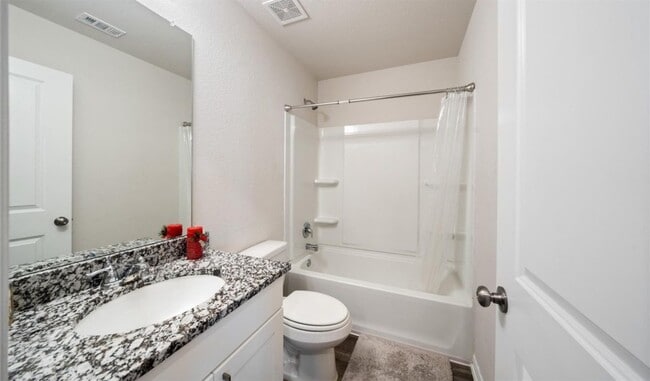 Photo - 2224 Cedar Vly Dr