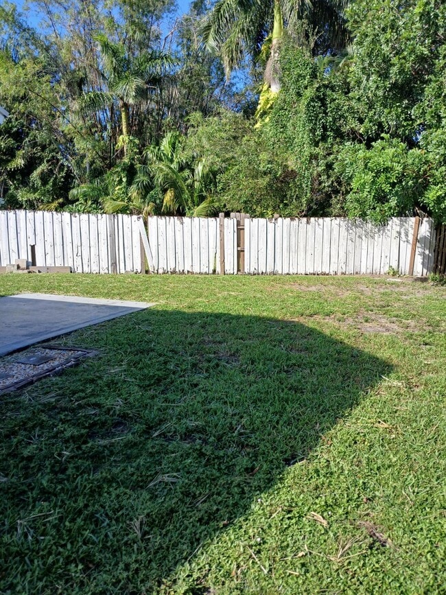 Photo - 8743 Sol Terrace