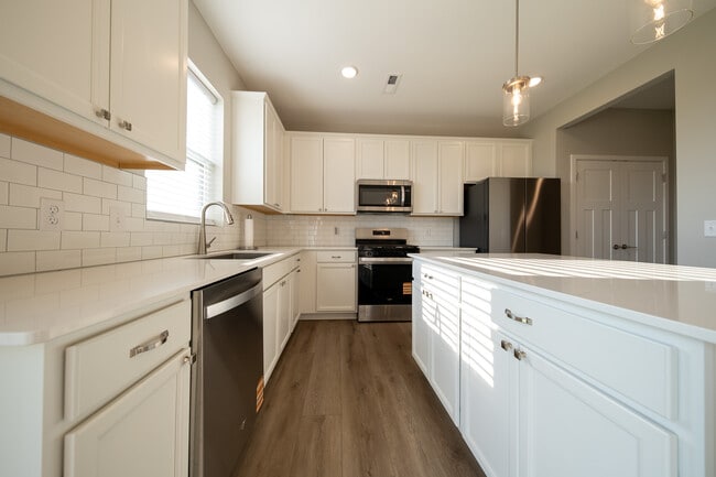 Photo - 15083 Athgoe Dr