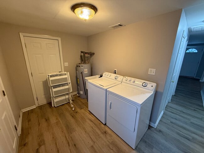 Photo - 21974 Elroy Ave