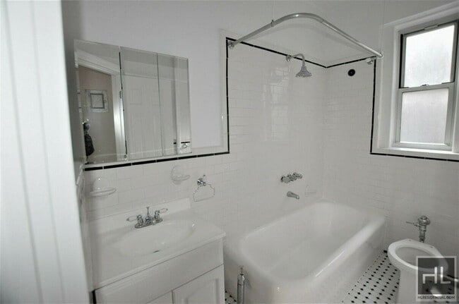 Photo - WEST 13 STREET Unit 33