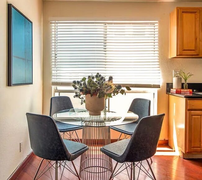 Photo - 4361 Berryman Ave Unidad #12