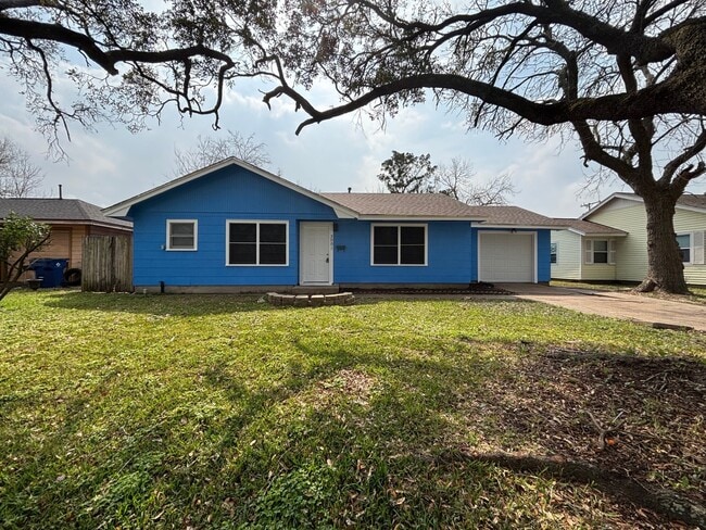 Building Photo - 3001 Rust Ave