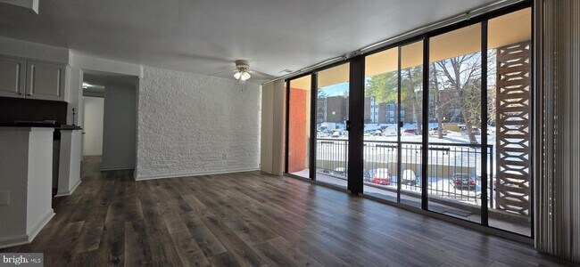 Photo - 12 S Van Dorn St Unit 406