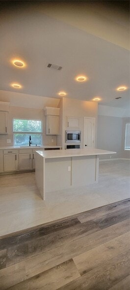 Photo - 2909 Madison Ct