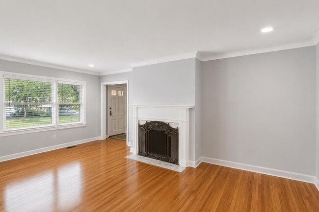 Photo - 37 N Century St