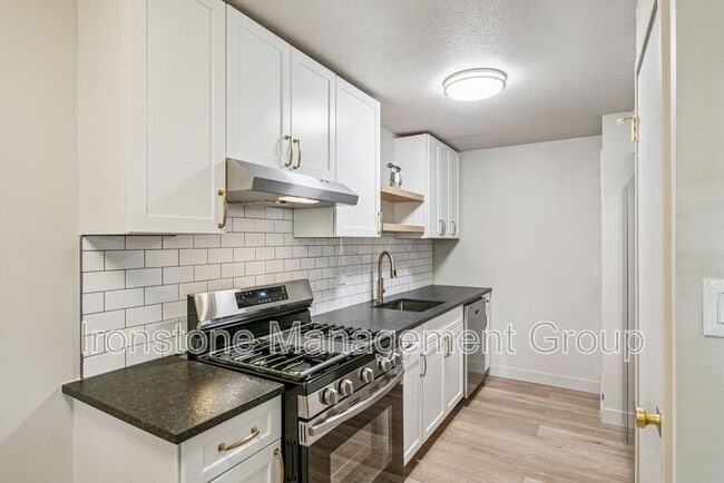 Photo - 109 S 9th St