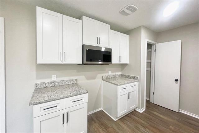 Photo - 1505 W Collin St