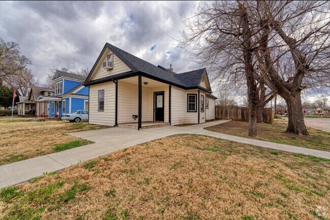 Building Photo - 761 S 5th St Rental