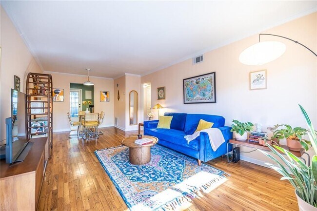 Photo - 520 Park Ave SE