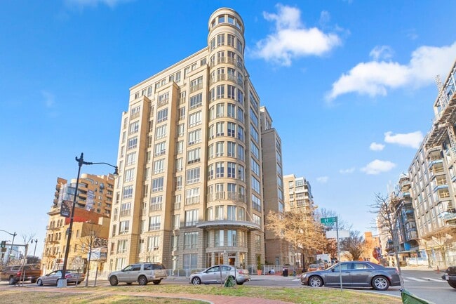 Photo - 2 Bed 2 Bath - Mount Vernon Condo - Garage Parking Space Included Unit 405