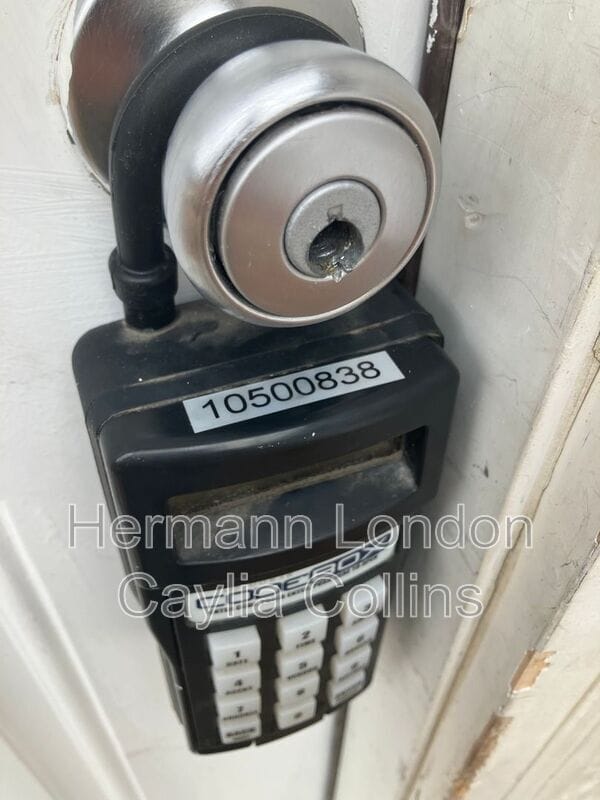 Photo - 135 Hereford Ave