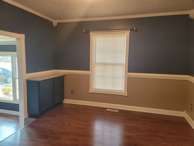 Photo - New to the Rental Market!  3 Bdrm/ 2.5 Bath Tri-Level Home! Located in Quiet Neighborhood!