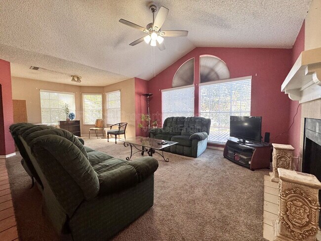 Photo - 930 Northern Dancer Way Unit 204