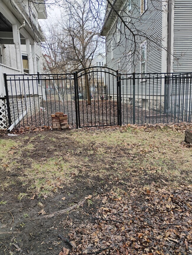 Photo - 1407 Girard Ave N Unit 2