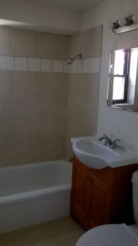 Photo - 1000 Hartman St Unidad 9