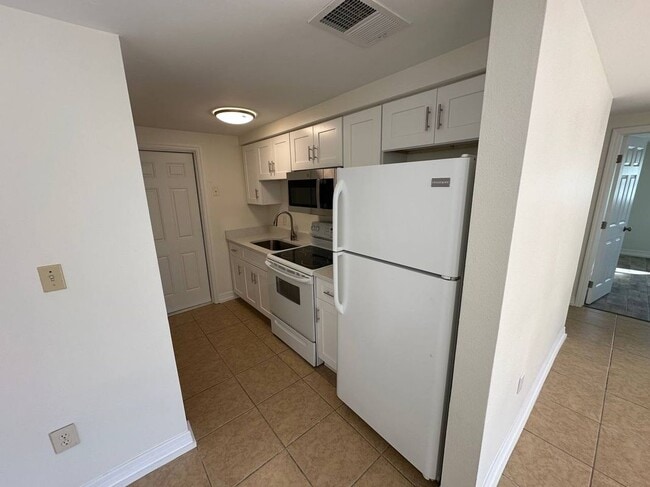 Photo - 443 90th Ave N