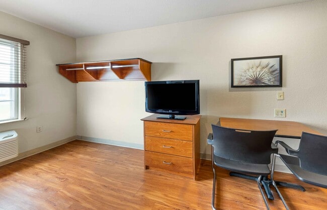 Furnished Studio-Tuscaloosa