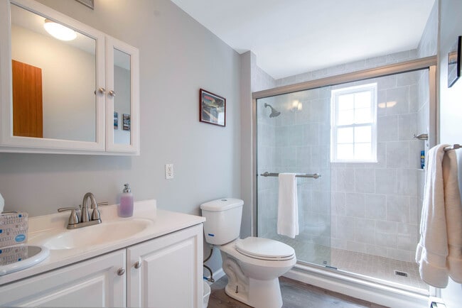 Photo - 747 N Main St Unit 747 B3