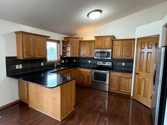 Photo - 8020 Renatta Dr