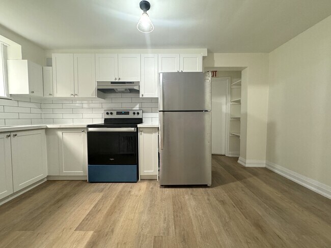 Photo - 155 Stanley Ave Unit 1