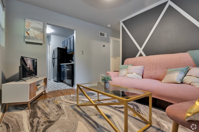 Building Photo - 692 Smith St SW Unit C Rental