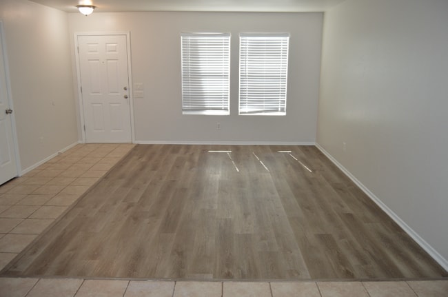 Photo - 2150 W Sunset Surprise Ct