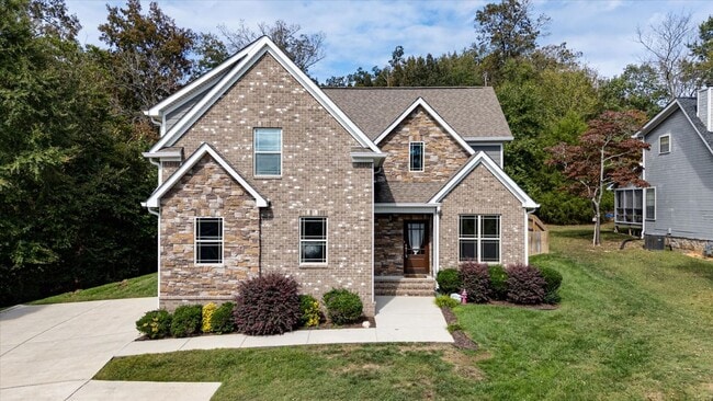 Building Photo - Move-In Ready Luxury in Island Point Estates