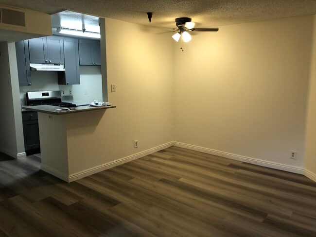 Photo - 1791 N Sycamore Ave Unit 106