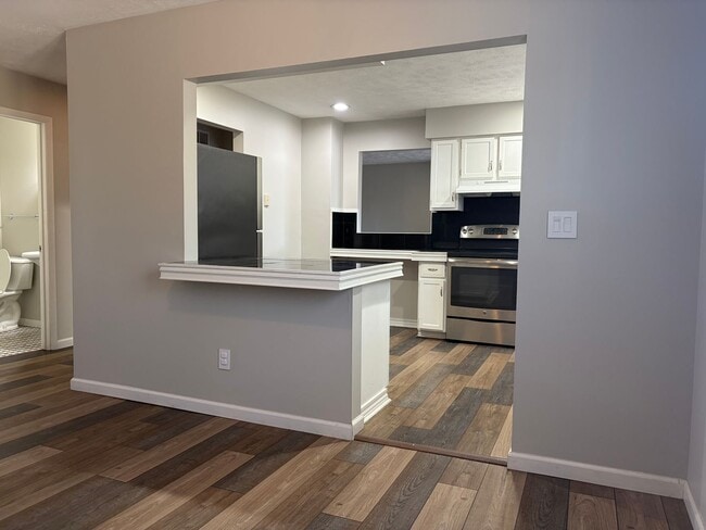 Photo - Spacious & Unique Contemporary Home – Perfect for Entertaining and Family Living!