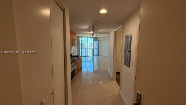 Photo - 475 Brickell Ave Unidad 4408