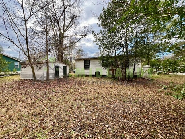 Photo - 135 Rivelon Rd