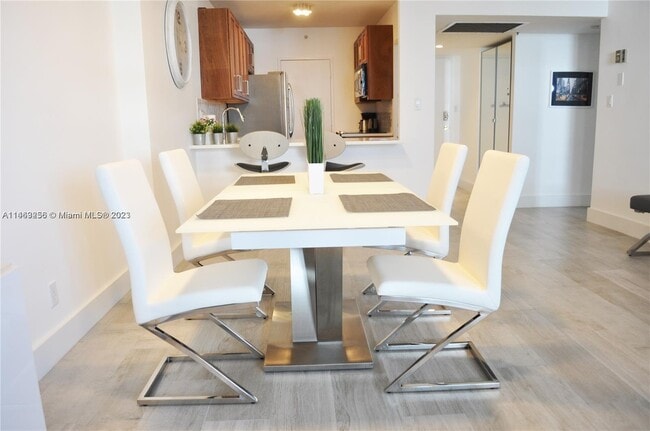 Photo - 100 Lincoln Rd Unit 435