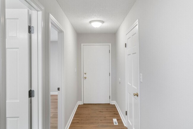 NEW 1720-1722-1724-1726 N Chapman Lane