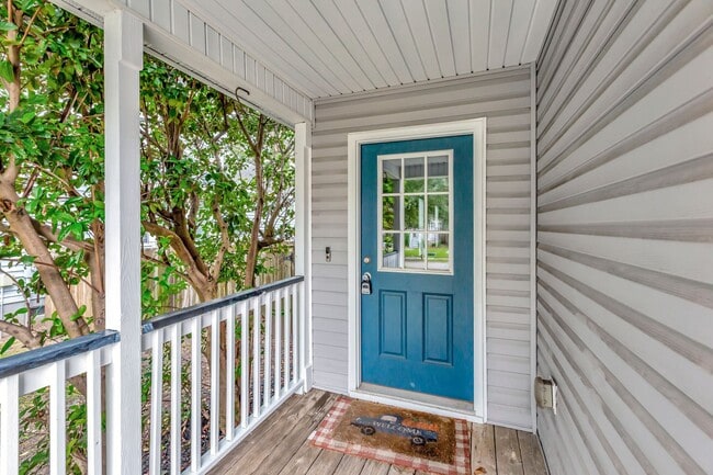 Photo - Unbeatable Location – Just 6 Minutes to Do...