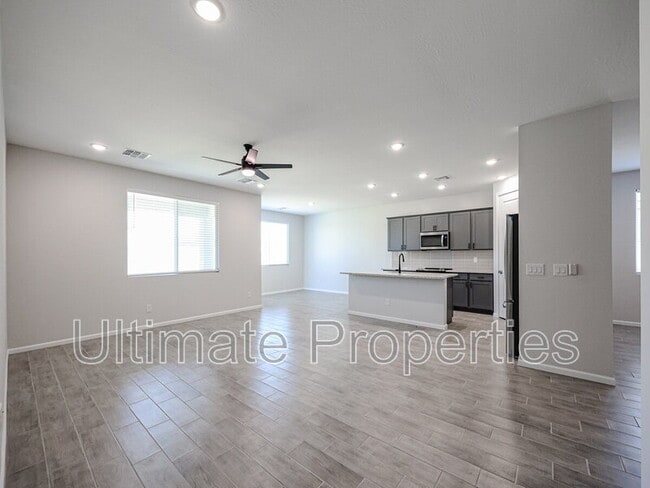Photo - 17986 Avenida del Sol W