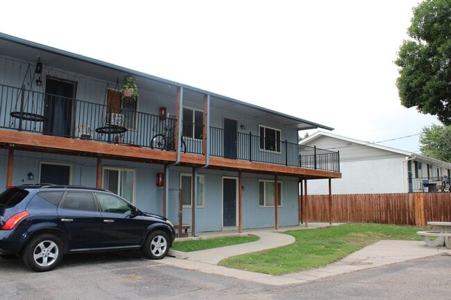 Building Photo - 903 Hersinger Pl Unit D